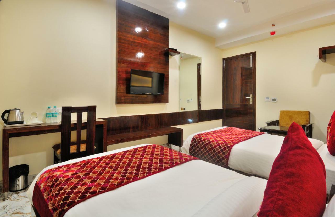 Hotel The Grand Uddhav Nové Dillí Exteriér fotografie